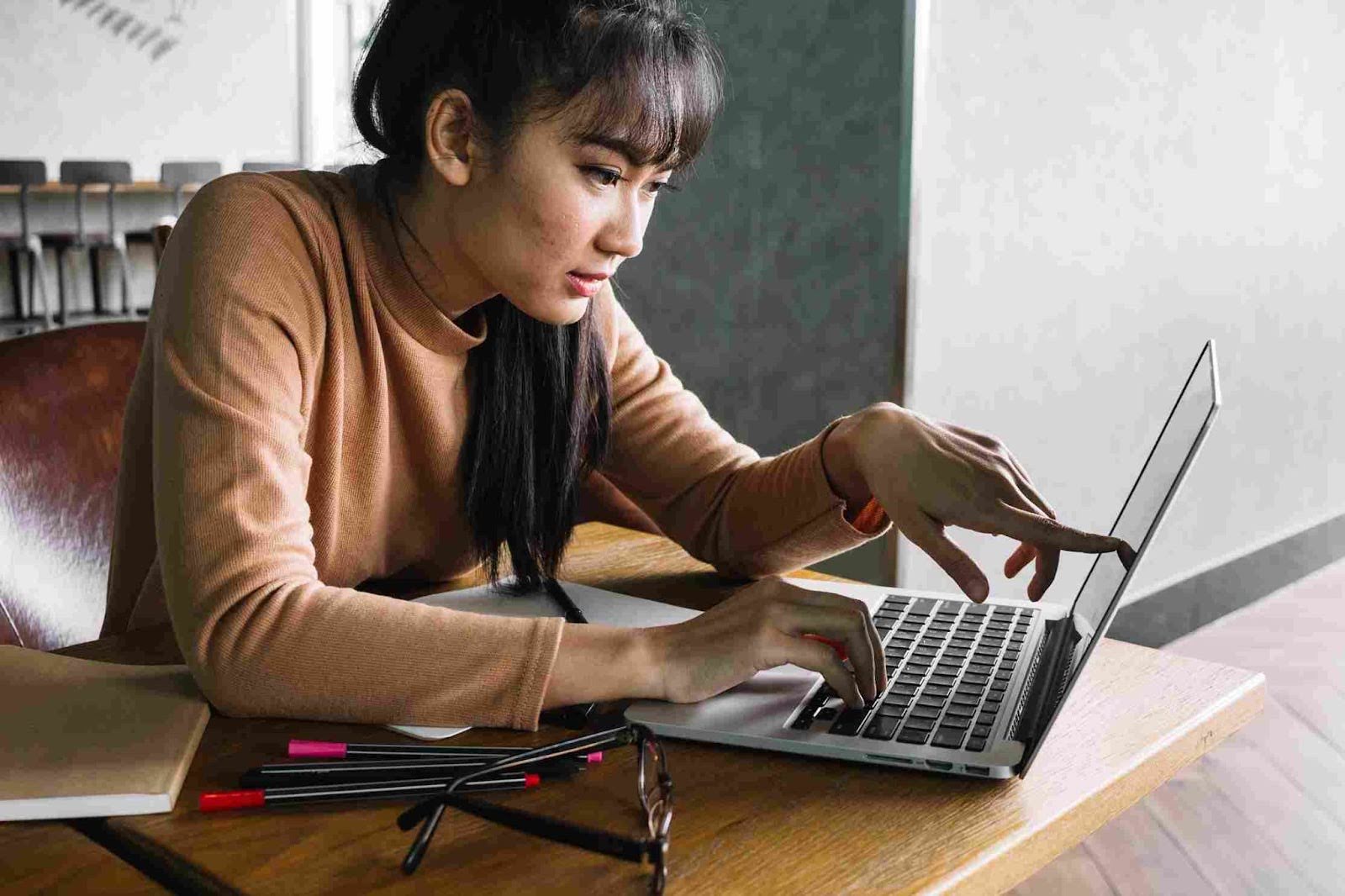 Defences To Defamation - 5 Things To Do When Sued Over A Bad Review