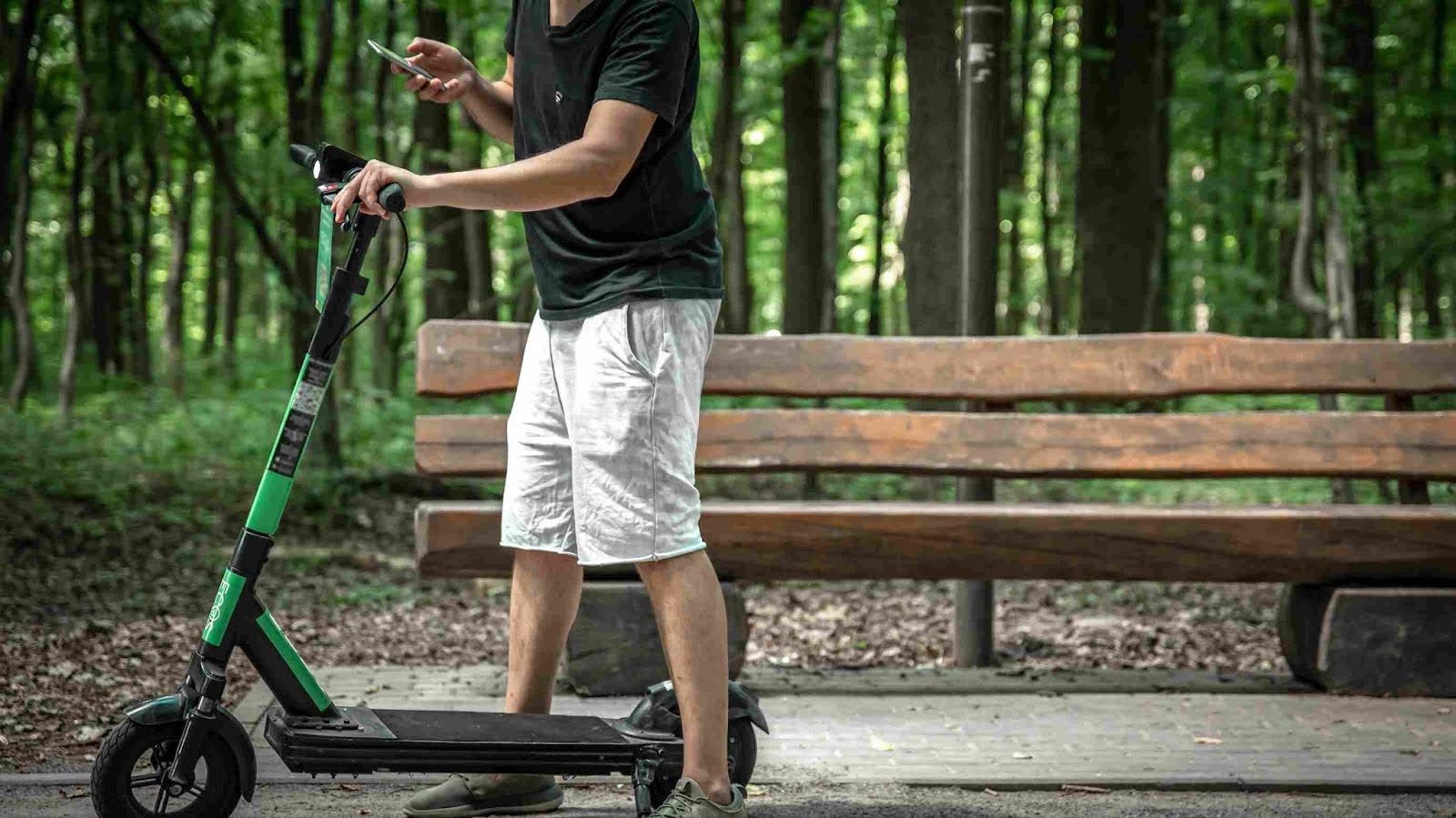 Exchange Information With The E-Scooter Rider