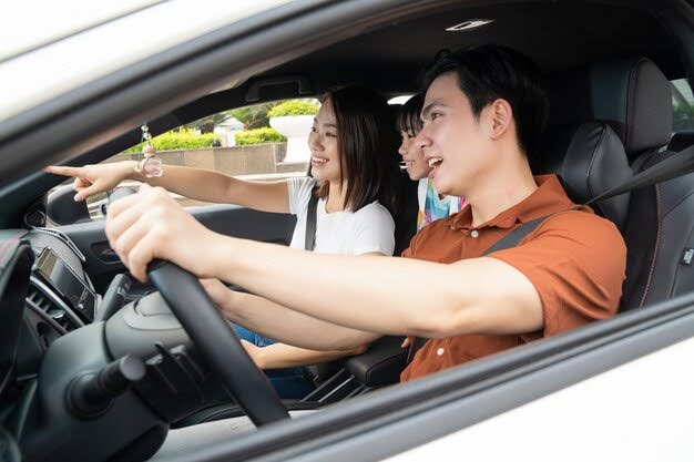 Is It Legal For Drivers To Carpool In Singapore