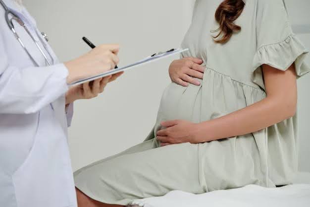 What Are The Alternatives To Surrogacy In Singapore