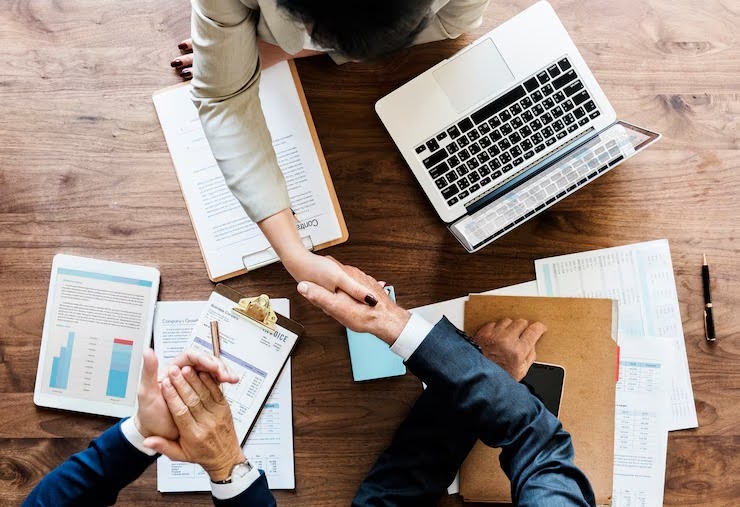 When Does Someone Owe Fiduciary Duties